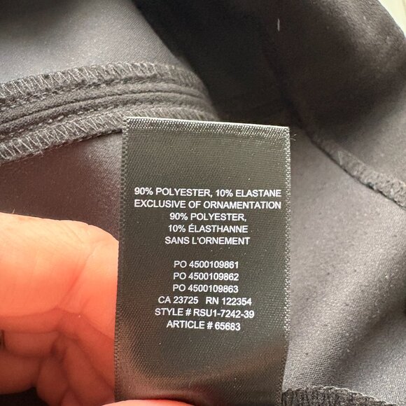 Aritzia Babaton Vegan Suede Modern Mini Skirt Black Size 2 - Picture 10 of 10
